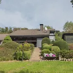 Welcome In - In Niedersfeld-winterberg, Auf Einem Huegel Gelegen, Mit Sauna Winterberg