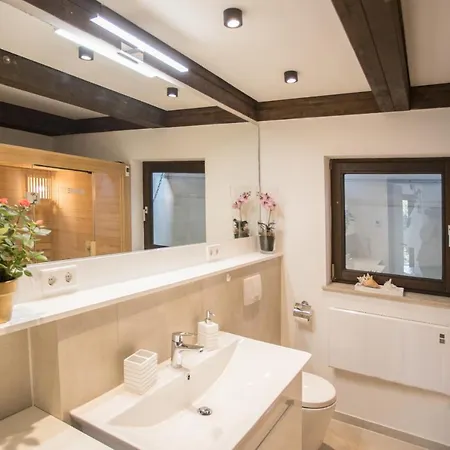 Welcome In - In Niedersfeld-winterberg, Op De Heuvel Met Sauna *